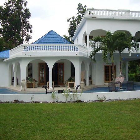 By The Sea Vacation Home And Villa ปอร์ตอันโตนิโอ ภายนอก รูปภาพ