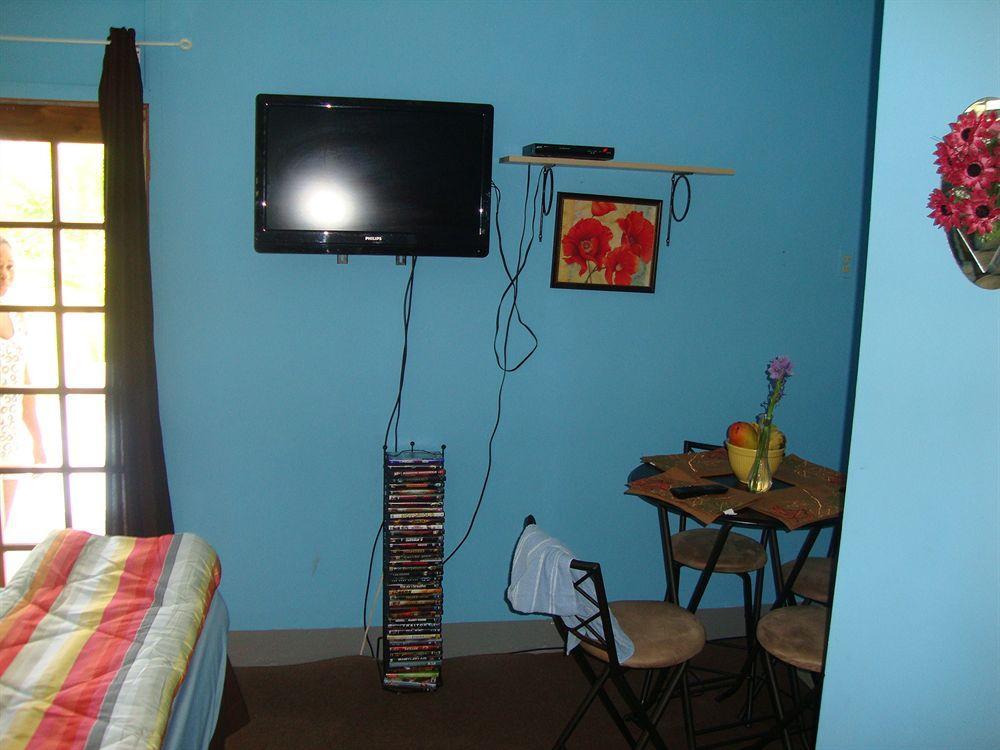 By The Sea Vacation Home And Villa ปอร์ตอันโตนิโอ ภายนอก รูปภาพ
