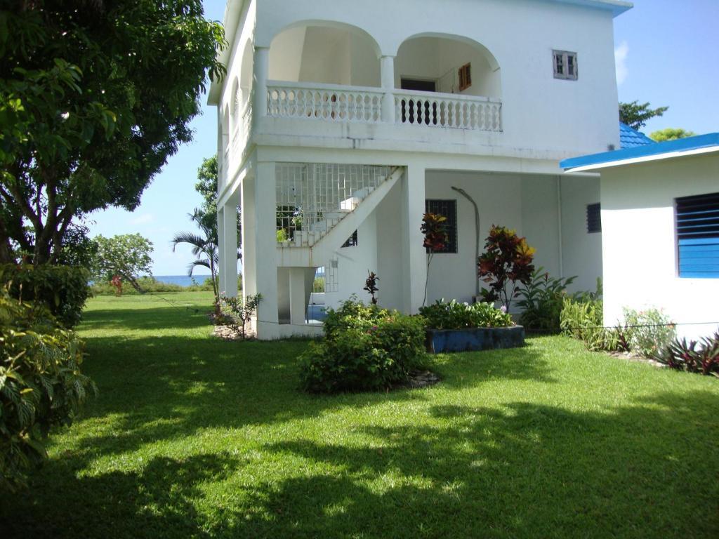 By The Sea Vacation Home And Villa ปอร์ตอันโตนิโอ ห้อง รูปภาพ