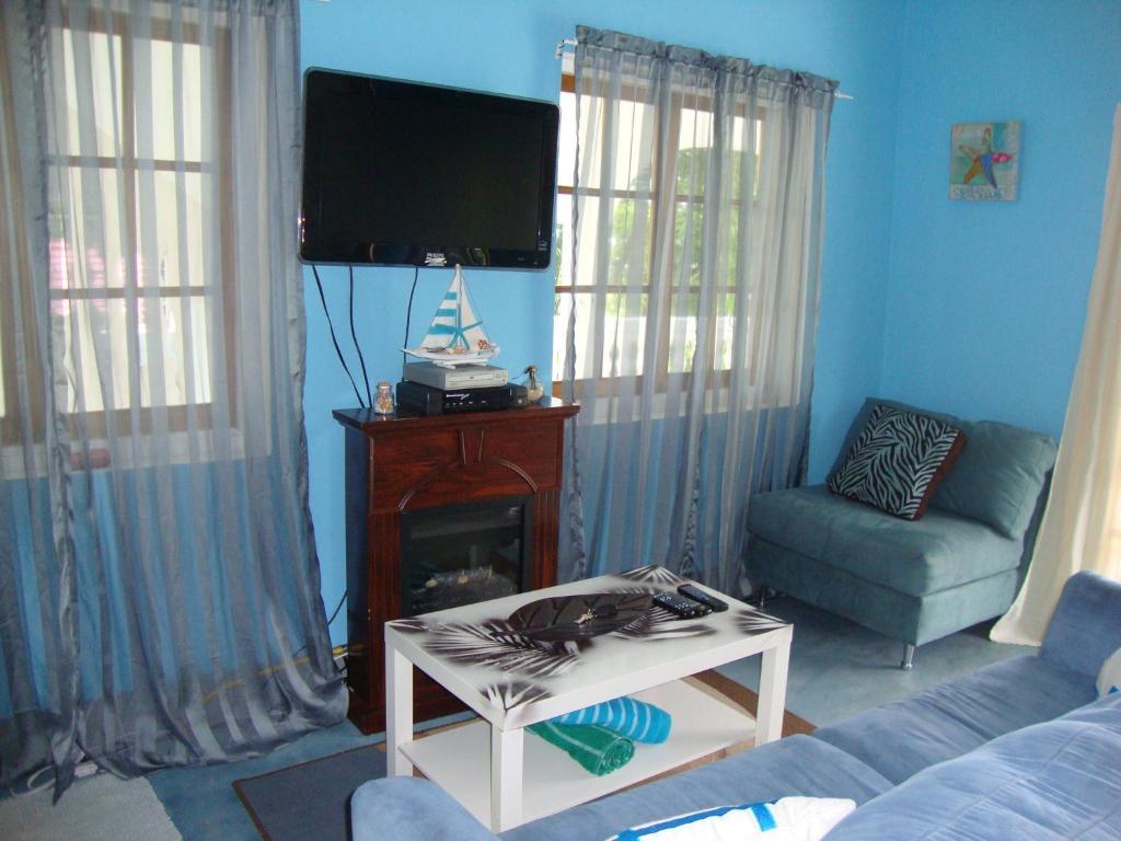 By The Sea Vacation Home And Villa ปอร์ตอันโตนิโอ ห้อง รูปภาพ